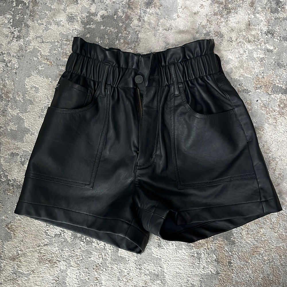 Kancan leather shorts